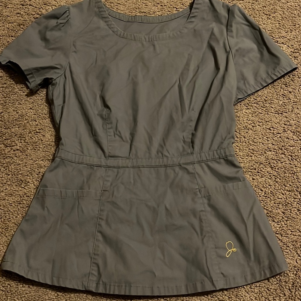 Women’s scrub top only